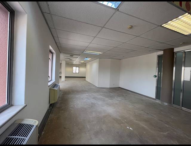 354M² OFFICE TO LET IN ILLOVO